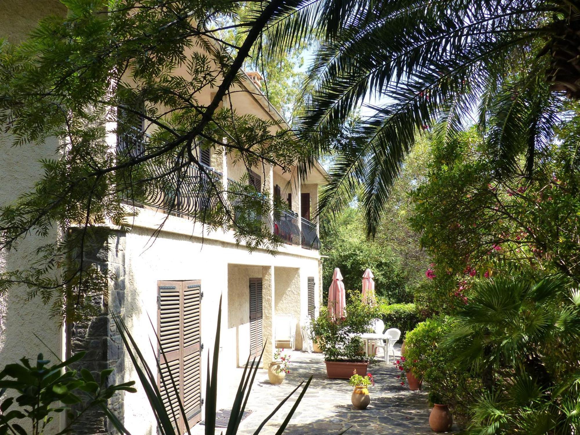 Hotel Cap Soleil Кавалер-сюр-Мер Екстер'єр фото